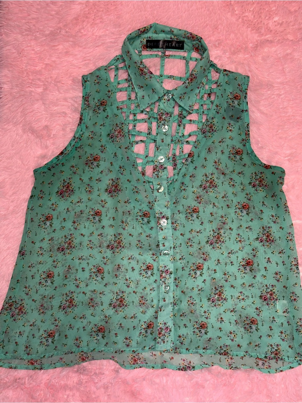 Derek Heart Floral Lattice Neck Sleeveless Button Front Blouse Medium